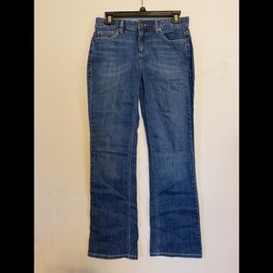 NWT Women’s Tommy Hilfiger Boot Cut Jean SZ 2